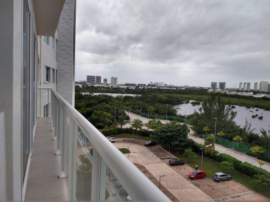 Hermoso Condo De 2 Habitaciones Frente Al Caribe Cancún Zewnętrze zdjęcie